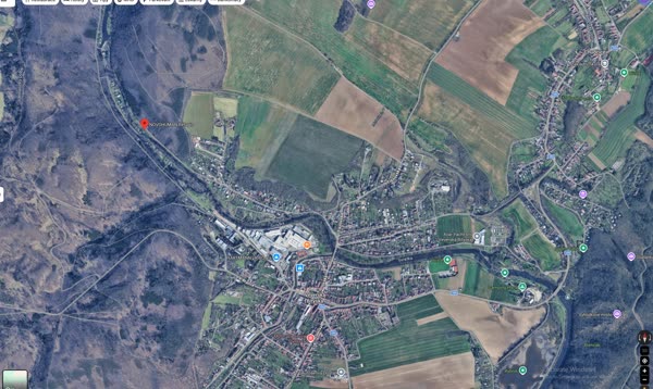 Poloha - satelitni mapa, udoli Svratky asi 1,5 km od Veverske Bityšky